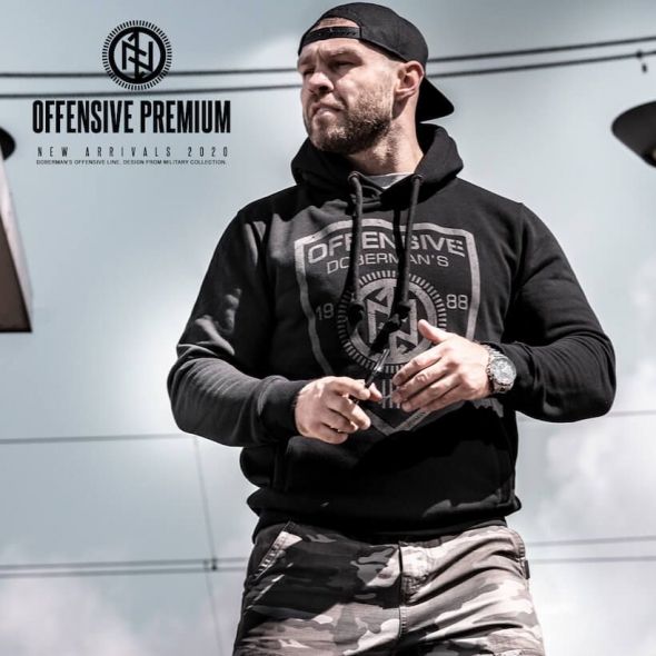 West_City_Dobermans_Aggressive_Худі_Чорне_Shield