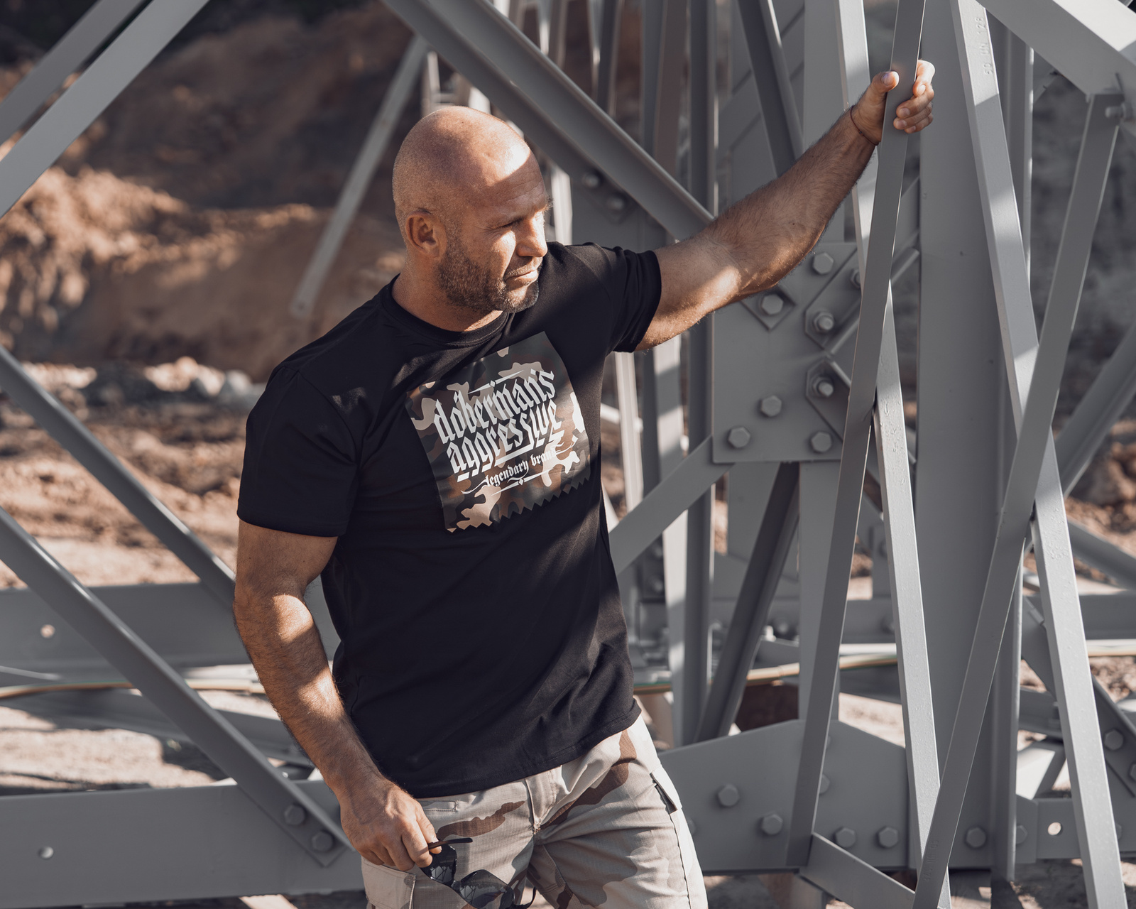 West_City_Dobermans_Aggressive_Футболка_CAMO
