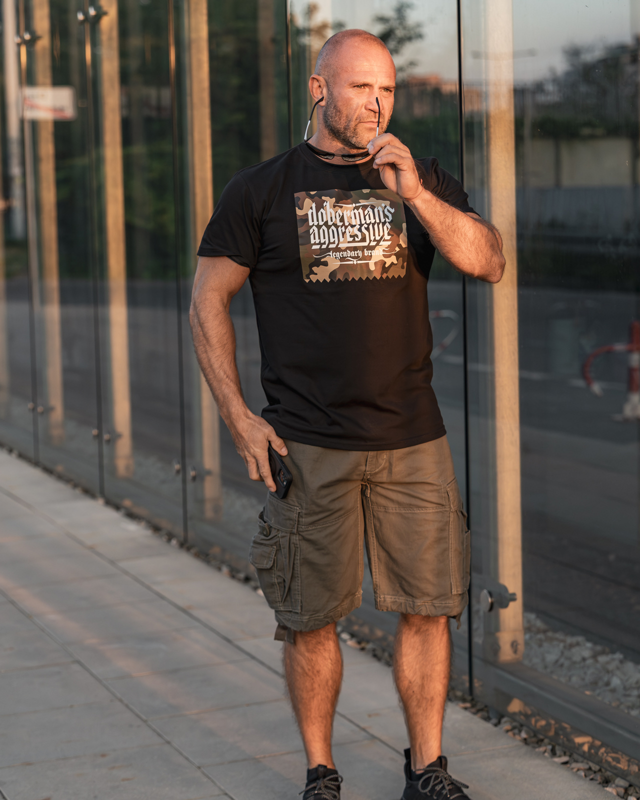 West_City_Dobermans_Aggressive_Футболка_CAMO