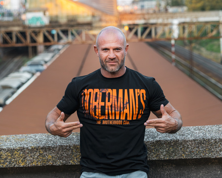 West_City_Dobermans_Aggressive_Футболка_BROTHERHOOD_CODE